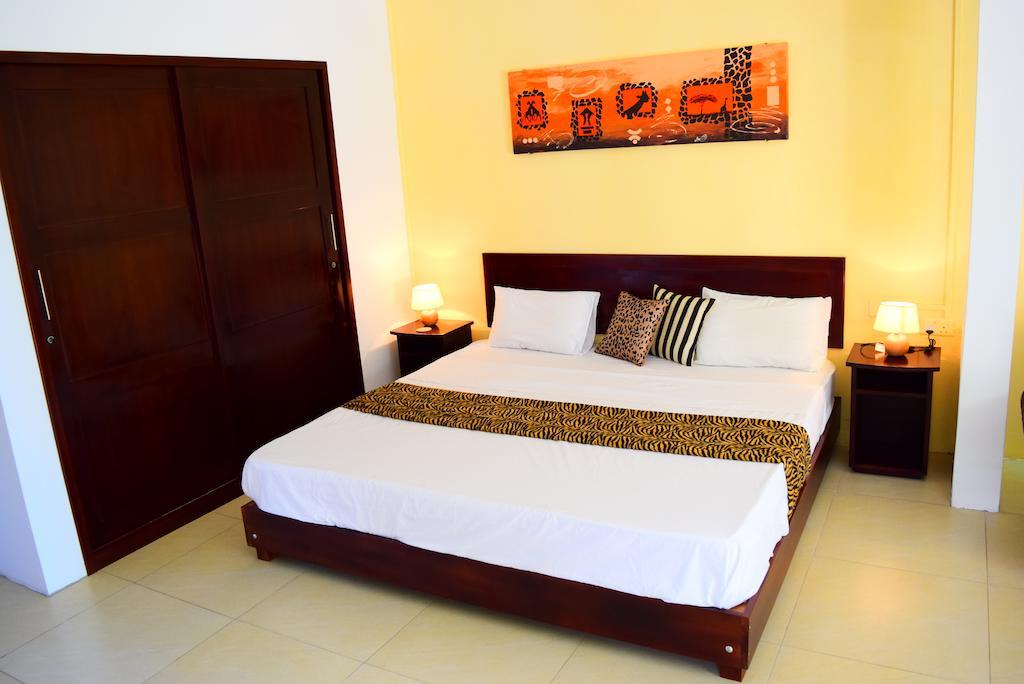 Mountain View Hotel La Gaulette Ngoại thất bức ảnh