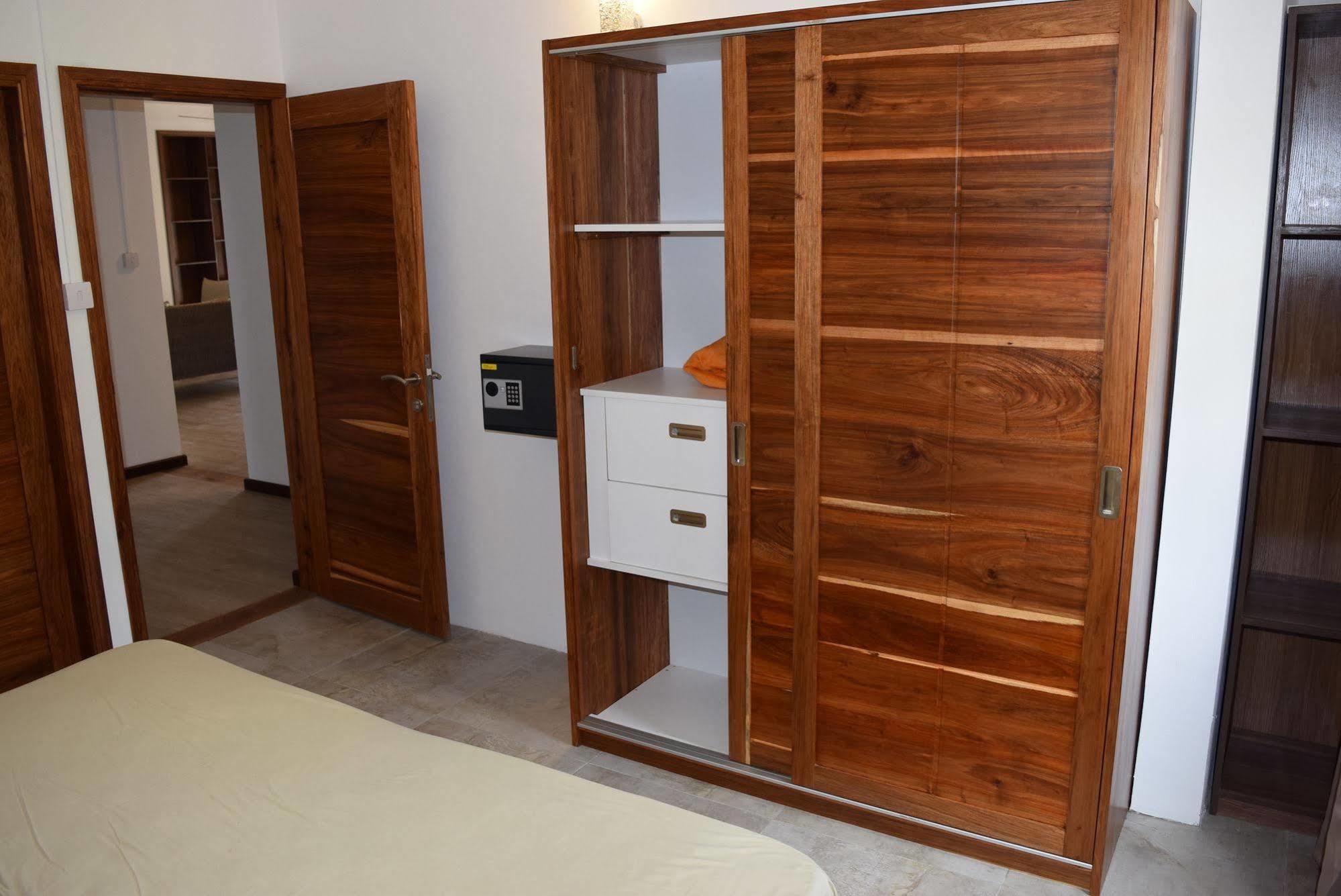 Mountain View Hotel La Gaulette Ngoại thất bức ảnh