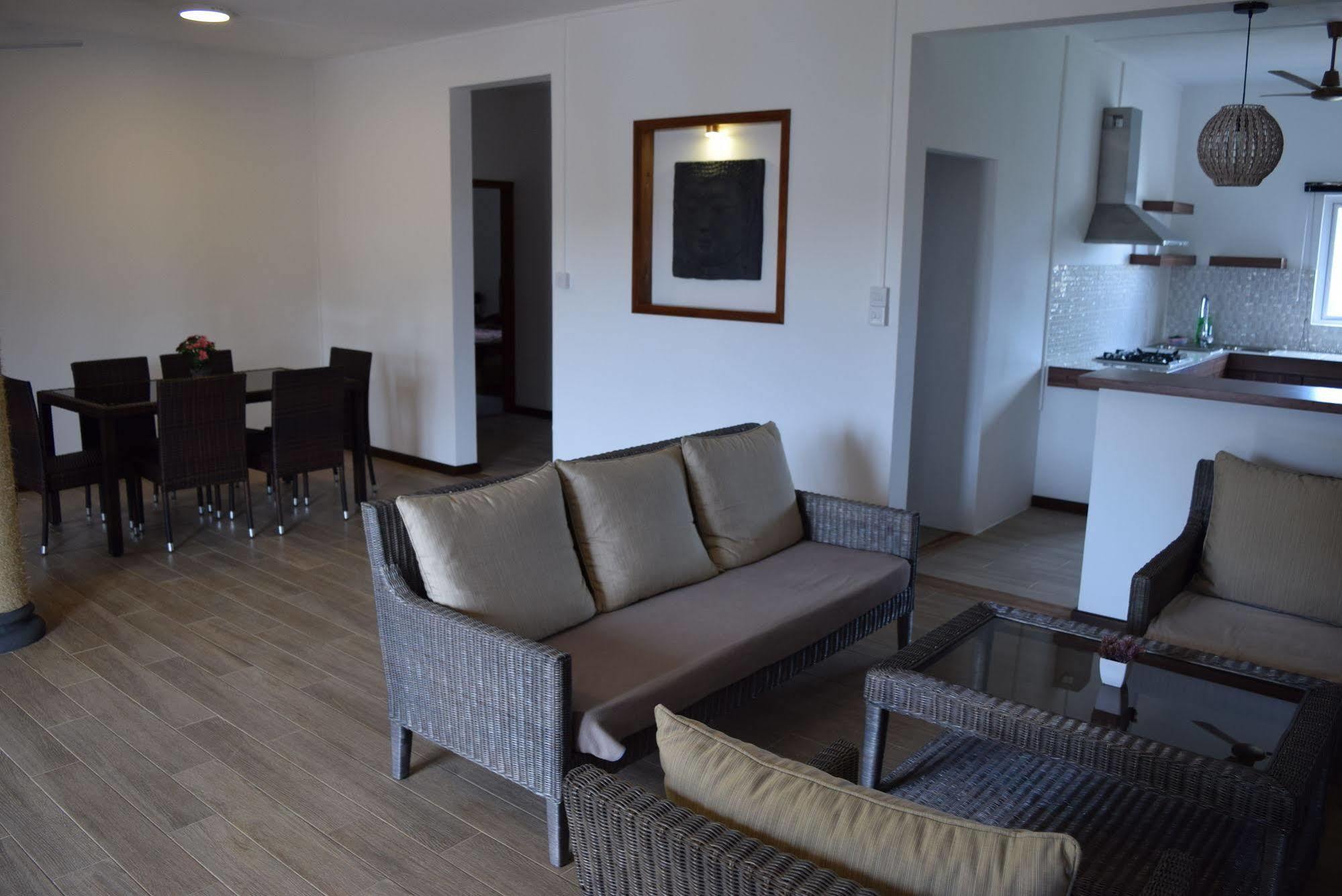 Mountain View Hotel La Gaulette Ngoại thất bức ảnh